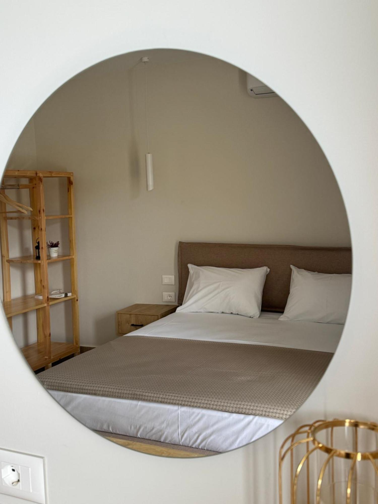 Ion Rooms Himare Eksteriør bilde