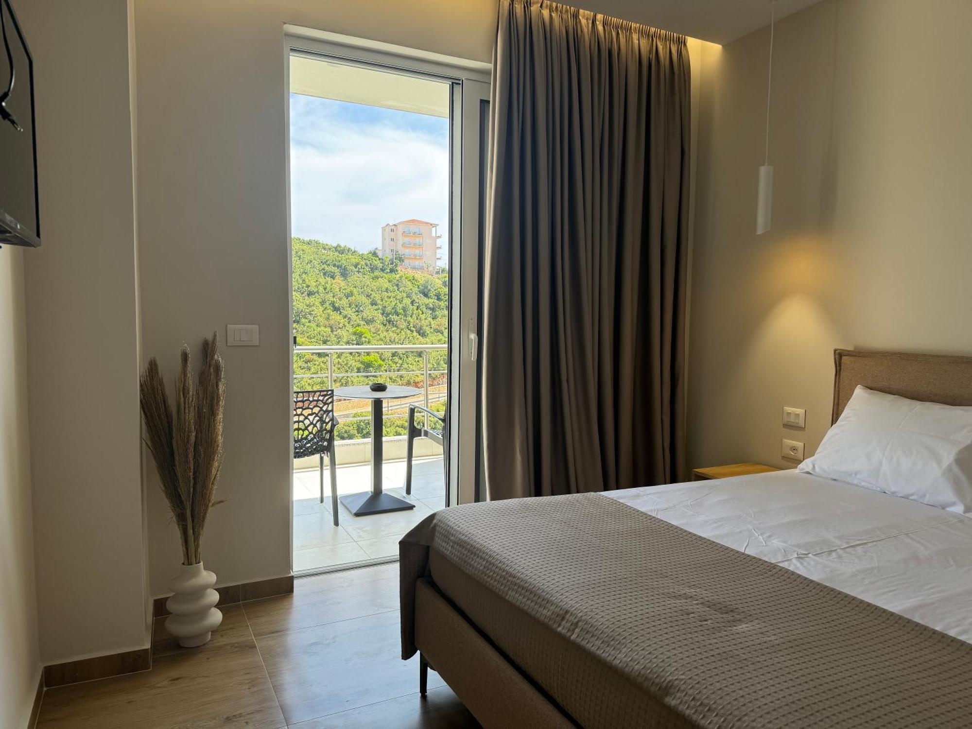 Ion Rooms Himare Eksteriør bilde