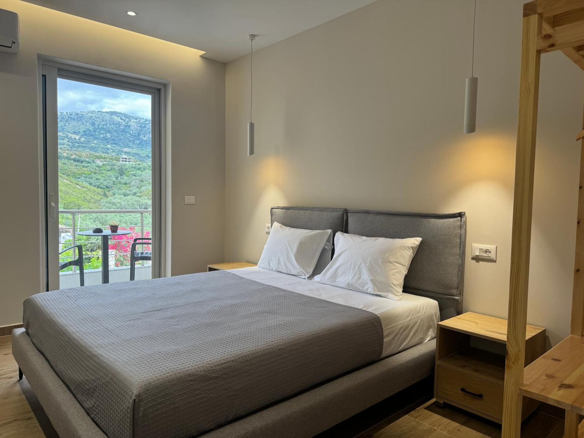 Ion Rooms Himare Eksteriør bilde