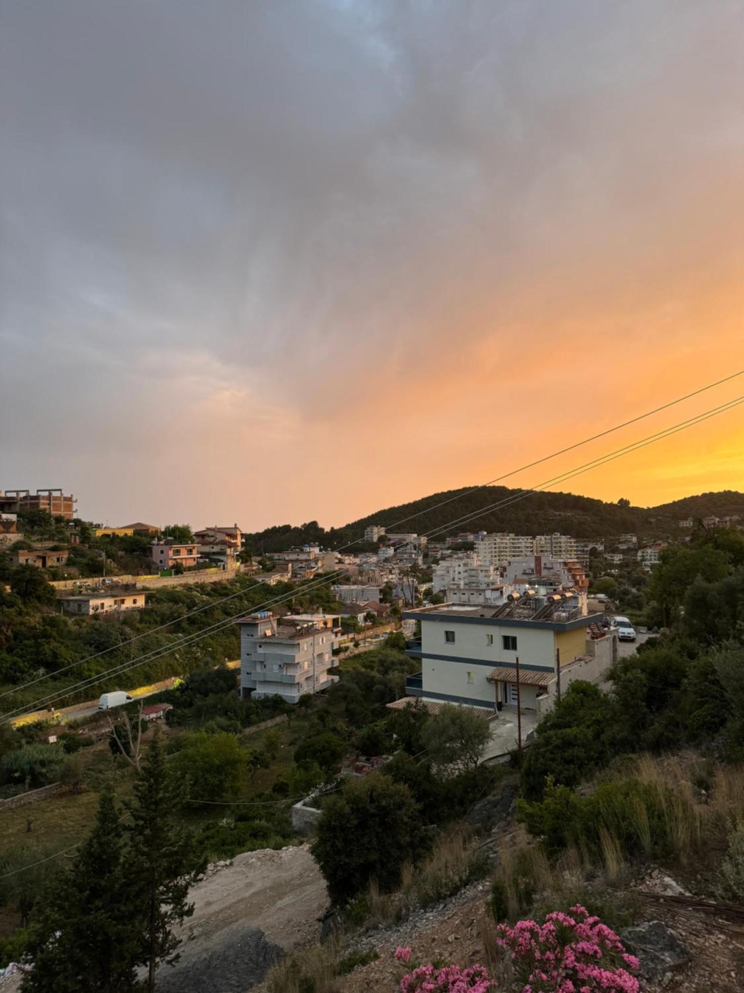 Ion Rooms Himare Eksteriør bilde